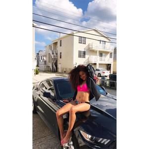 Meet your Posher, Shannon